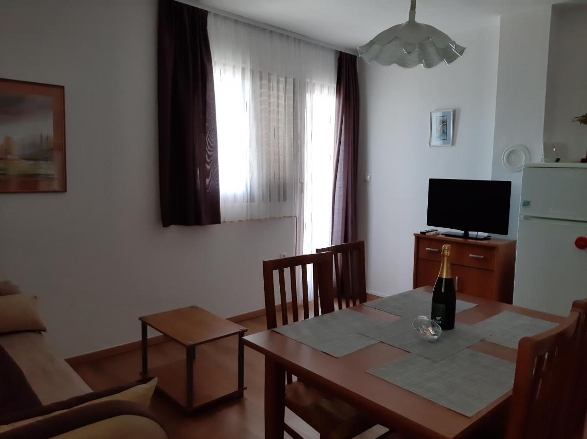 Apartments Agrijan Maslenica Eksteriør bilde