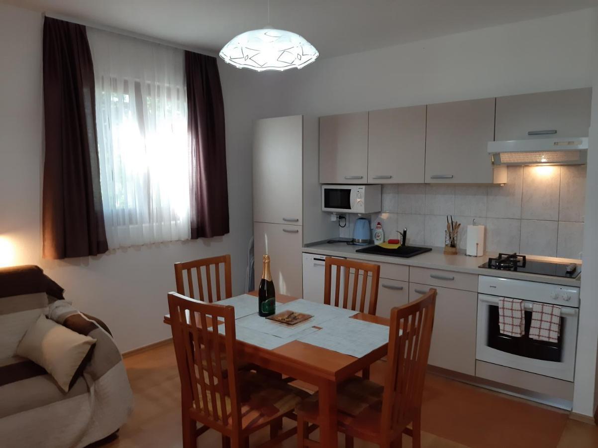 Apartments Agrijan Maslenica Eksteriør bilde