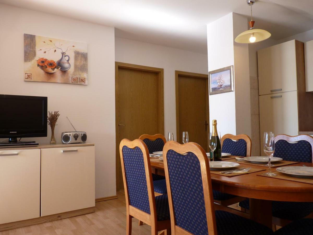 Apartments Agrijan Maslenica Eksteriør bilde